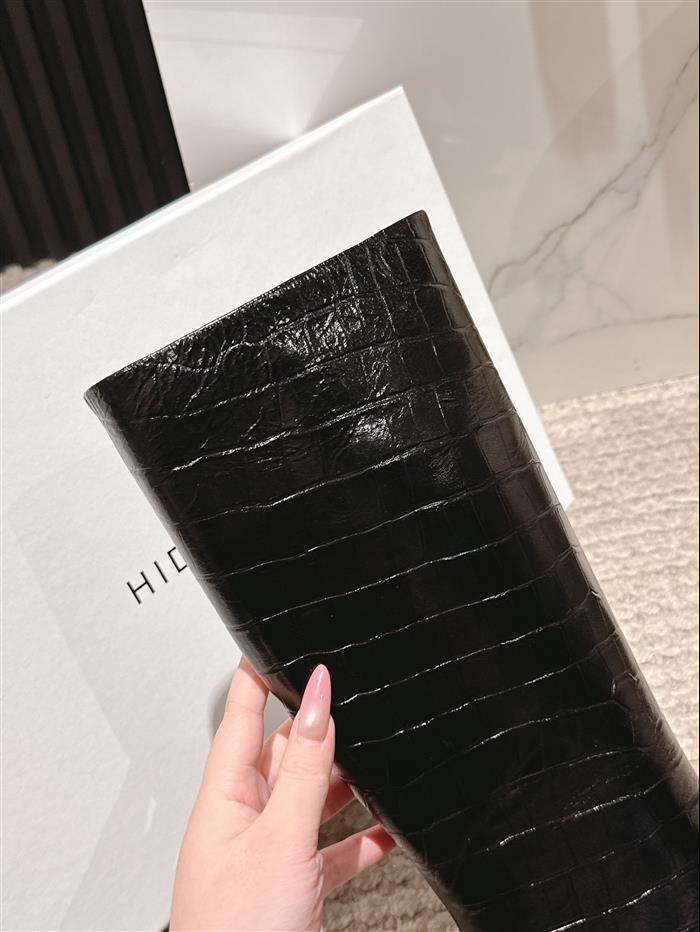 2025112818103255 460